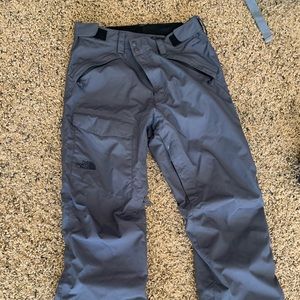 North Face & Burton & 686 Ski clothing 2 (pants) 2 (jackets)
